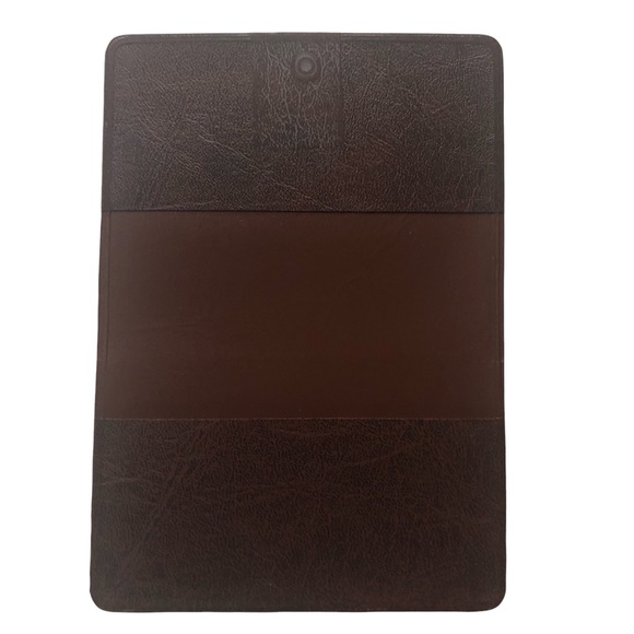 Book - Growing Strong in God’s Family, The 2:7 Series - Picture 6 of 8